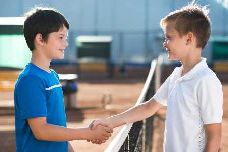 О роли доброты и эмпатии в воспитании: как научить детей быть отзывчивыми и заботливыми?