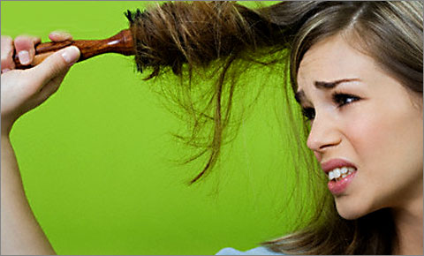 Как помочь волосам восстановить былой блеск?