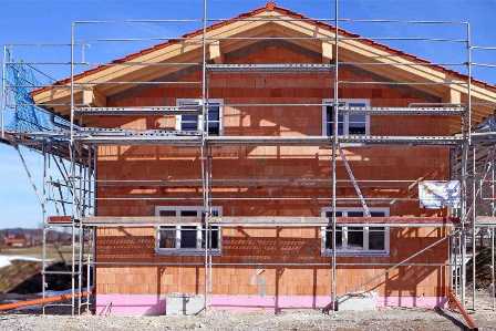 Как провести ремонт фасада дома: этапы работы