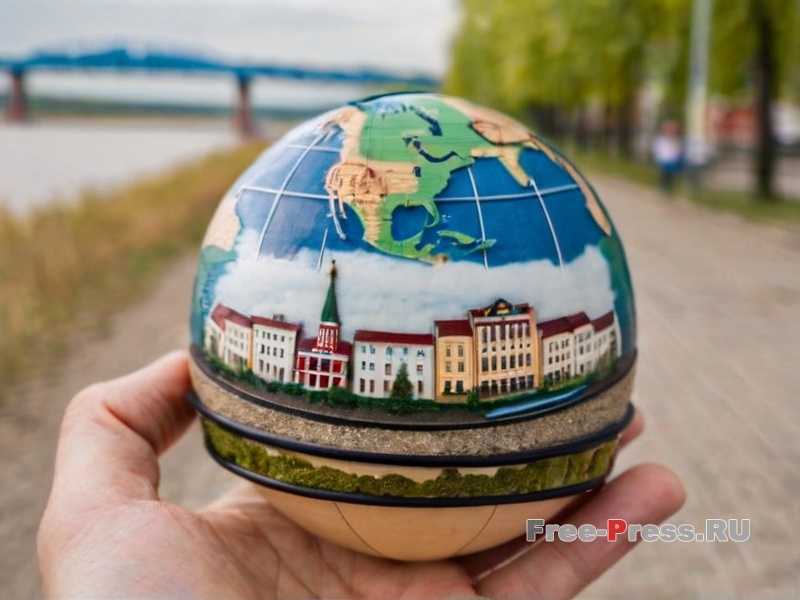 Памятный знак М.И. Калинину - увековечение всесоюзного старосты. Комсомольск-на-Амуре