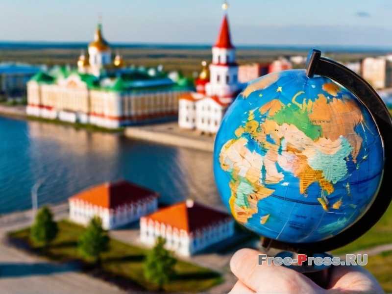 Памятник военным строителям - вклад в развитие города. Комсомольск-на-Амуре