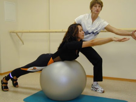Упражнения для физкультурных пауз и физкультминут